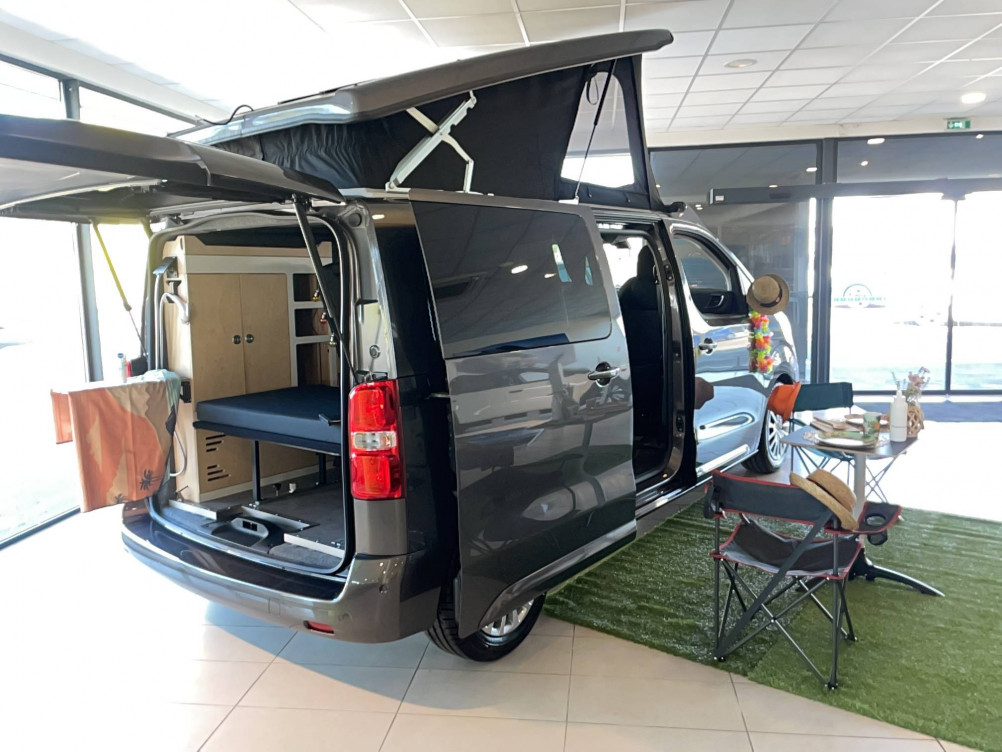 Acheter Opel Vivaro Fourgon VIVARO VAN AMENAGE BLUEHDI 180 S&S EAT8 100 KMS 4 PLACES  4p occasion dans les concessions du Groupe Faurie