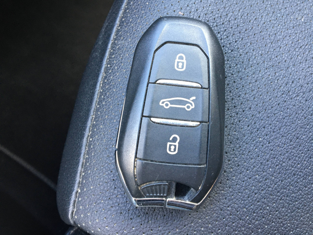 Acheter Opel Grandland X Grandland X 1.5 Diesel 130 ch BVA6 Ultimate 5p occasion dans les concessions du Groupe Faurie
