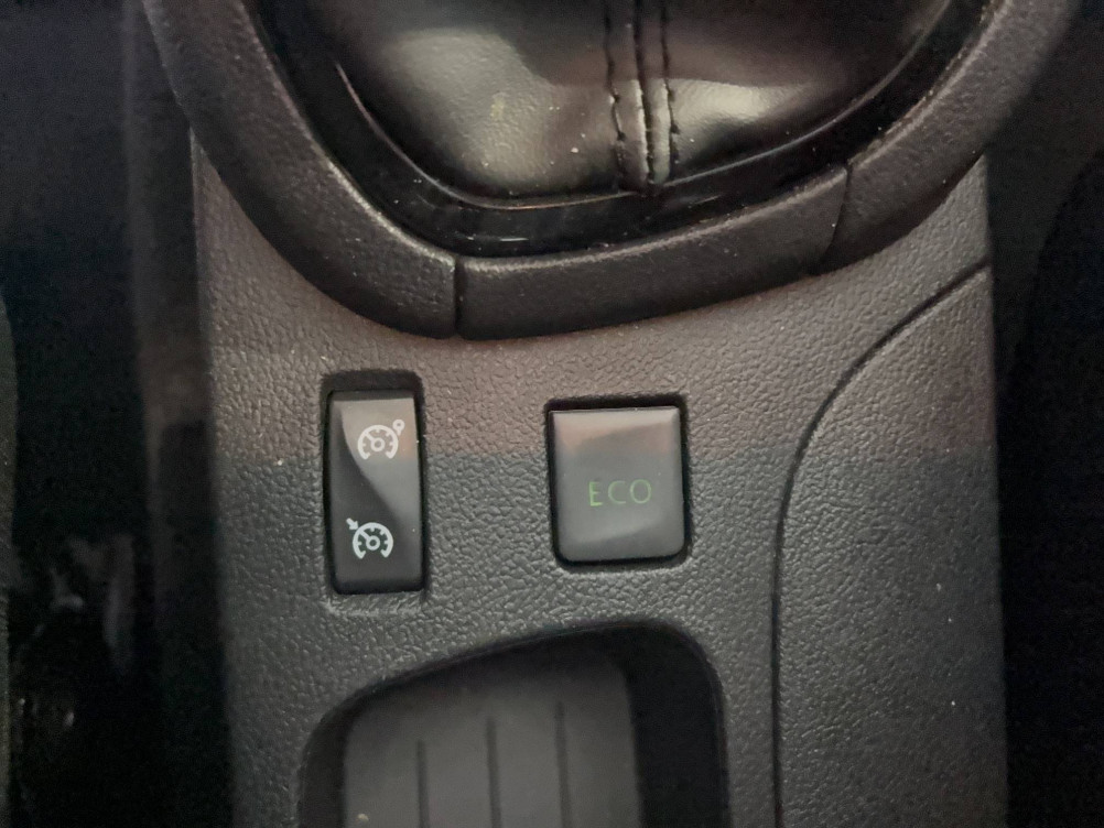 Acheter Renault Clio 4 Clio dCi 90 E6C Business 5p occasion dans les concessions du Groupe Faurie