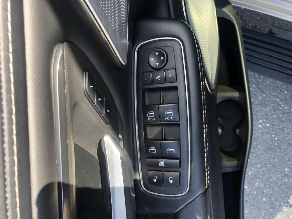 Acheter Dodge RAM Ram DODGE NITRO RAM 1500 DT 5.7L 395CH V8 HEMI MDS VVT BVA8 LIMITED NIGHT EDITION CR 5p occasion dans les concessions du Groupe Faurie