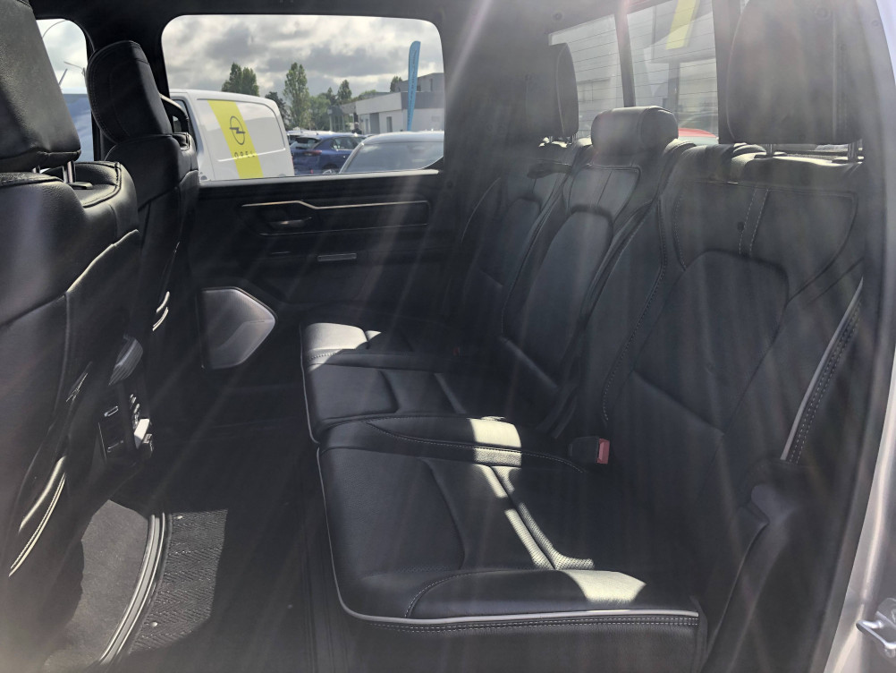 Acheter Dodge RAM Ram DODGE NITRO RAM 1500 DT 5.7L 395CH V8 HEMI MDS VVT BVA8 LIMITED NIGHT EDITION CR 5p occasion dans les concessions du Groupe Faurie