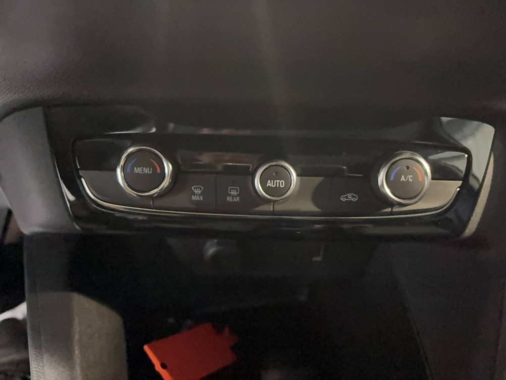 Acheter Opel Corsa E Corsa Electrique 136 ch & Batterie 50 kw/h Edition Business 5p occasion dans les concessions du Groupe Faurie