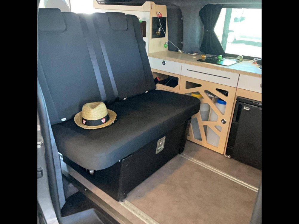 Acheter Opel Vivaro VIVARO VAN AMENAGE BLUEHDI 180 S&S EAT8 100 KMS 4 PLACES  4p occasion dans les concessions du Groupe Faurie