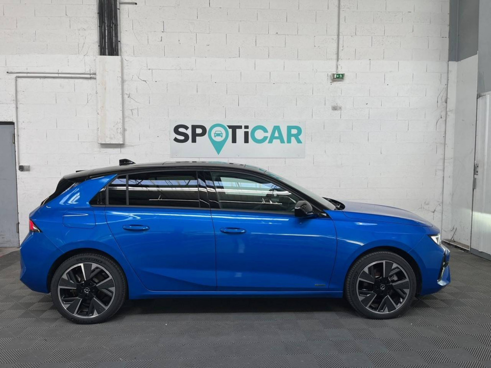 Acheter Opel Astra Astra Electrique 156 ch & Batterie 54 kWh  5p neuf dans les concessions du Groupe Faurie