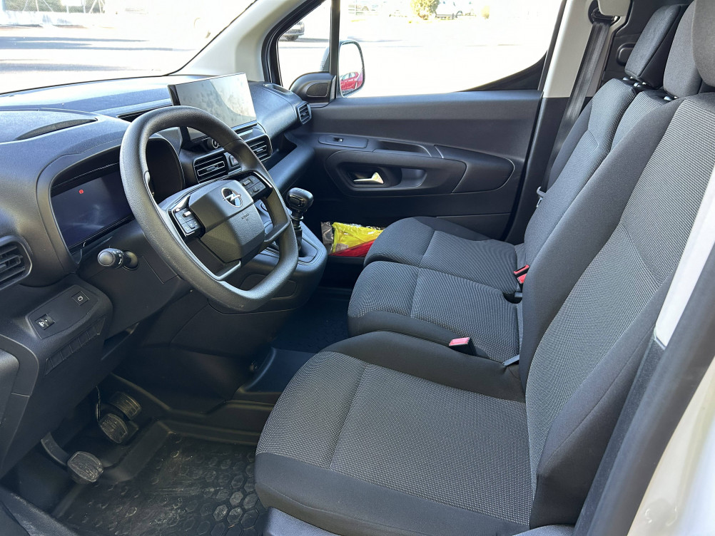 Acheter Opel Combo COMBO CARGO M  650 KG BLUEHDI 100 S&S BVM6  4p neuf dans les concessions du Groupe Faurie