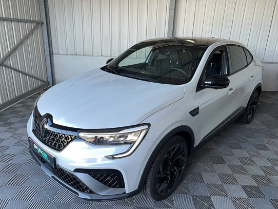 Acheter Renault Arkana Arkana E-Tech 145 - 23 esprit Alpine 5p neuve dans les concessions du Groupe Faurie