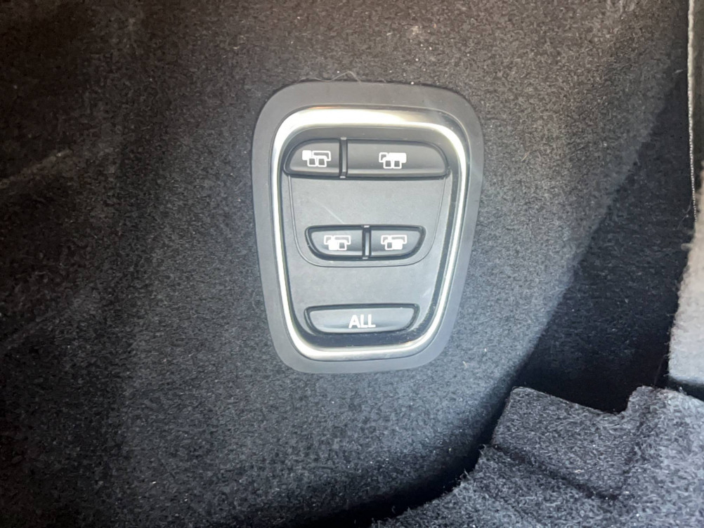 Acheter Renault Grand Scenic 4 Grand Scenic TCe 140 EDC Techno 5p occasion dans les concessions du Groupe Faurie