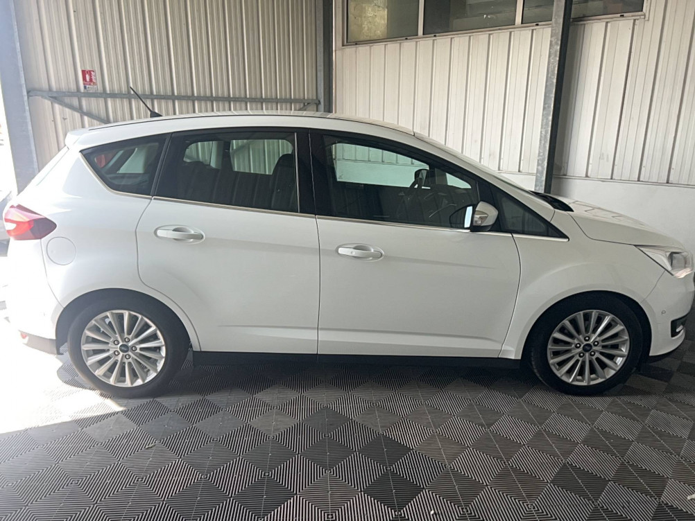 Acheter Ford C-Max C-MAX 1.0 EcoBoost 125 S&S Titanium 5p occasion dans les concessions du Groupe Faurie