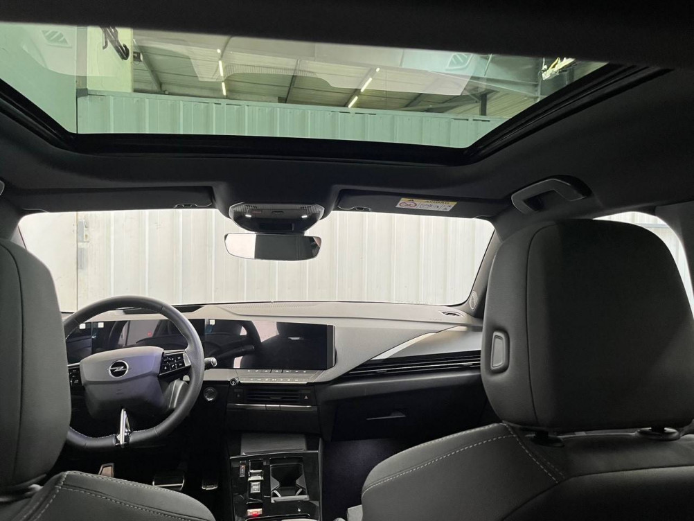 Acheter Opel Astra Astra Electrique 156 ch & Batterie 54 kWh  5p neuf dans les concessions du Groupe Faurie