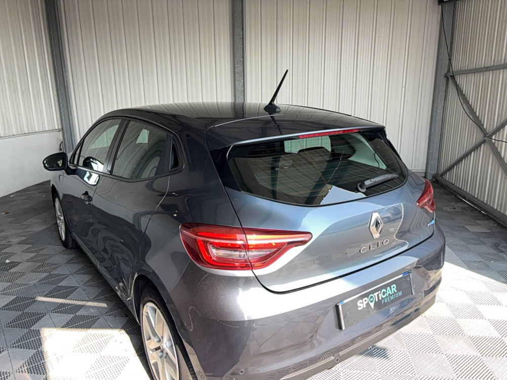 Acheter Renault Clio 5 Clio E-Tech 140 - 21N Initiale Paris 5p occasion dans les concessions du Groupe Faurie