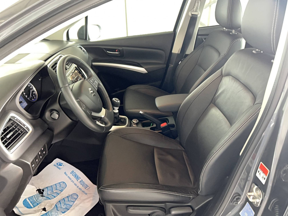 Acheter Suzuki S-Cross S-Cross 1.4 Boosterjet Allgrip Hybrid Style 5p occasion dans les concessions du Groupe Faurie