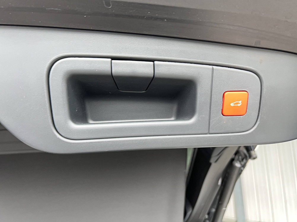 Acheter Citroën C5 X C5 X Hybride Rechargeable 225 S&S e-EAT8 Shine Pack 5p occasion dans les concessions du Groupe Faurie