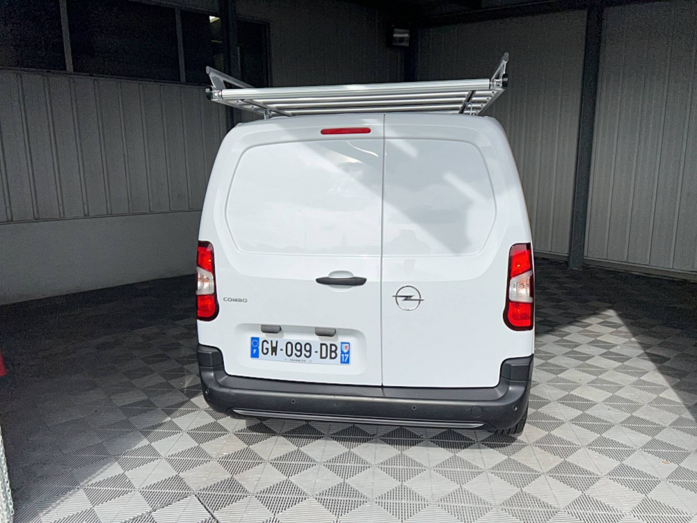 Acheter Opel Combo COMBO CARGO M 650 KG BLUEHDI 100 S&S BVM6  4p occasion dans les concessions du Groupe Faurie