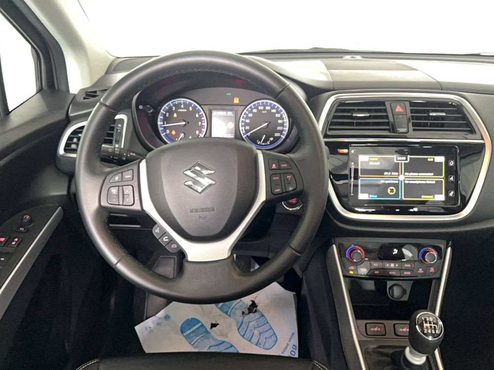 Acheter Suzuki S-Cross S-Cross 1.4 Boosterjet Allgrip Hybrid Style 5p occasion dans les concessions du Groupe Faurie