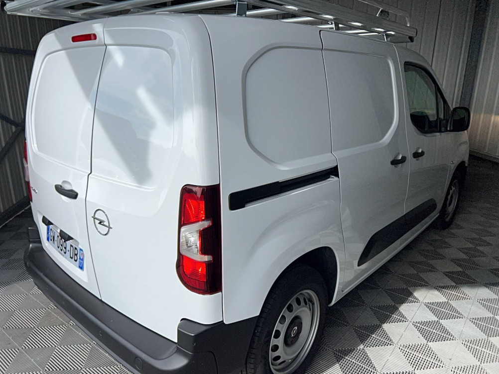 Acheter Opel Combo COMBO CARGO M 650 KG BLUEHDI 100 S&S BVM6  4p occasion dans les concessions du Groupe Faurie
