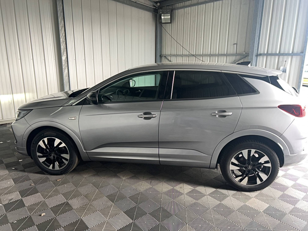 Acheter Opel Grandland Grandland 1.5 Diesel 130 ch BVA8 Elegance Business 5p occasion dans les concessions du Groupe Faurie