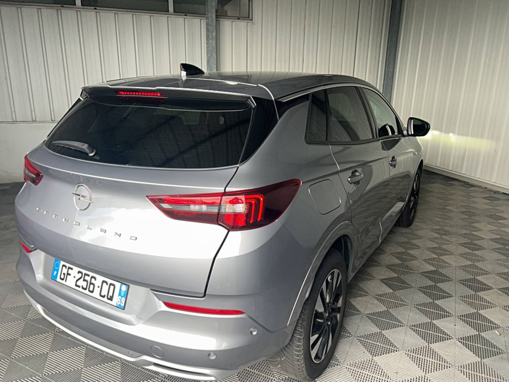 Acheter Opel Grandland Grandland 1.5 Diesel 130 ch BVA8 Elegance Business 5p occasion dans les concessions du Groupe Faurie
