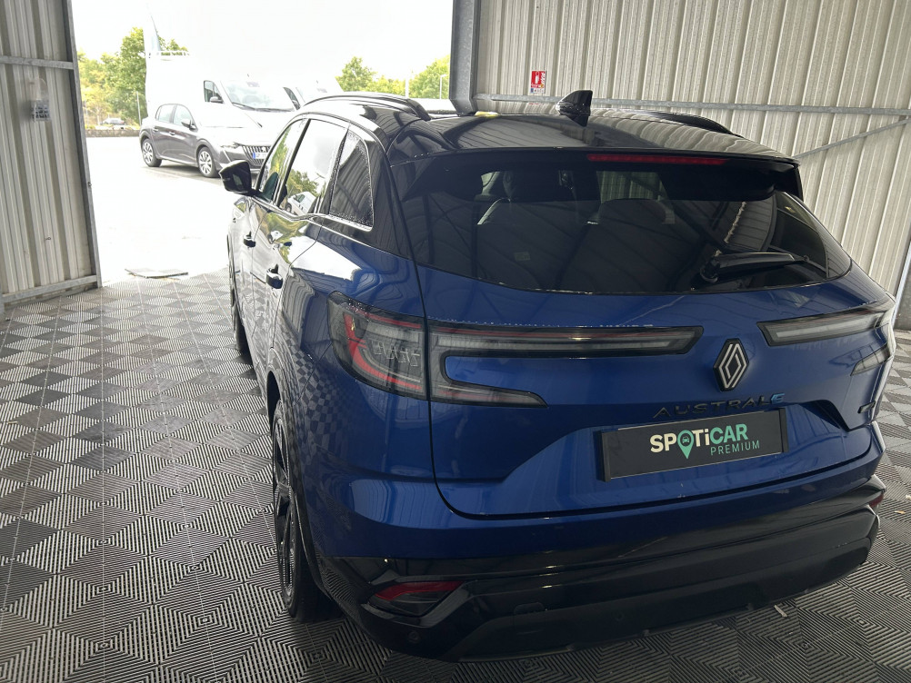 Acheter Renault Austral Austral E-Tech hybrid 200 Iconic esprit Alpine 5p occasion dans les concessions du Groupe Faurie