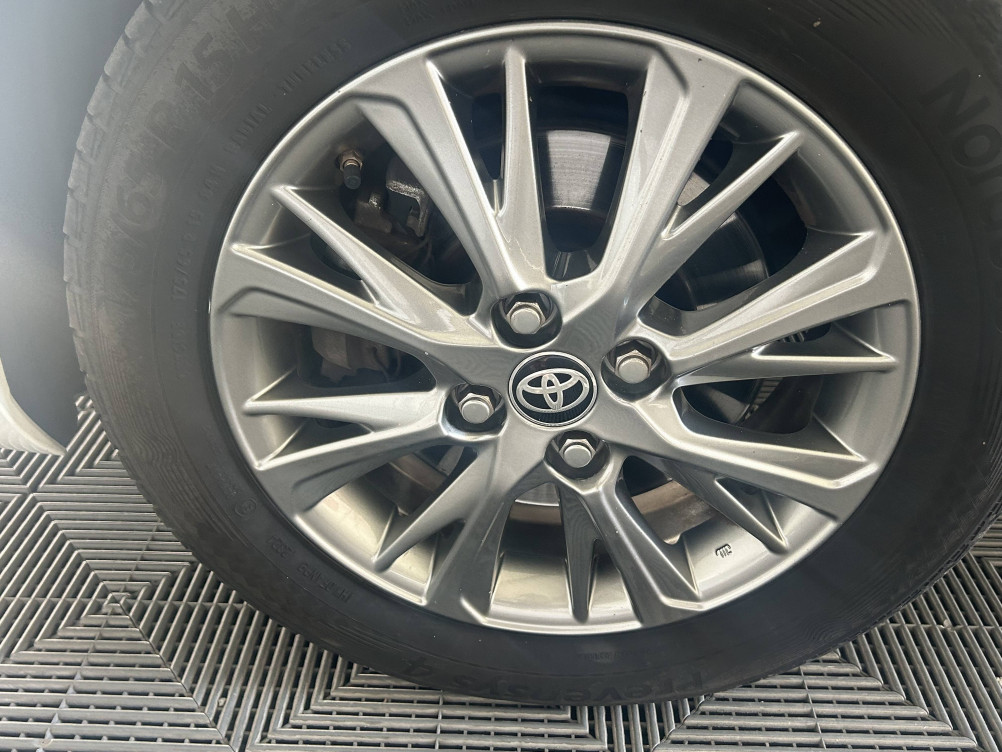 Acheter Toyota Yaris Yaris Hybride Pro 100h Dynamic 5p occasion dans les concessions du Groupe Faurie