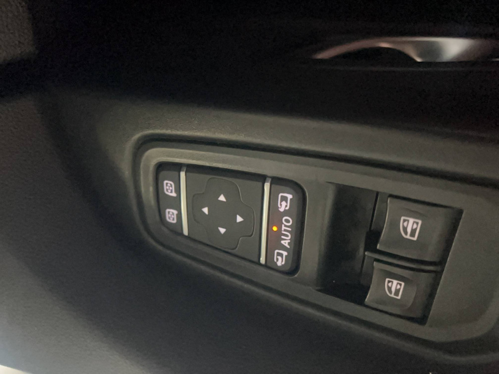 Acheter Renault Trafic 3 TRAFIC FGN L2H1 3000 KG BLUE DCI 170 EDC GRAND CONFORT 4p occasion dans les concessions du Groupe Faurie