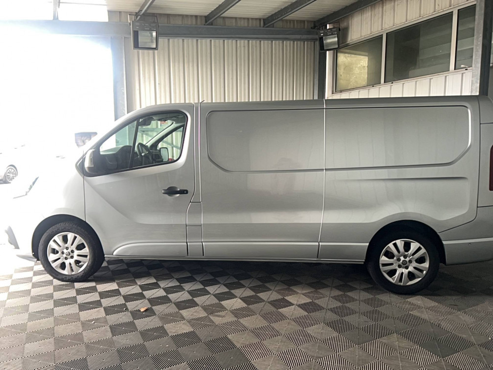 Acheter Renault Trafic 3 TRAFIC FGN L2H1 3000 KG BLUE DCI 170 EDC GRAND CONFORT 4p occasion dans les concessions du Groupe Faurie