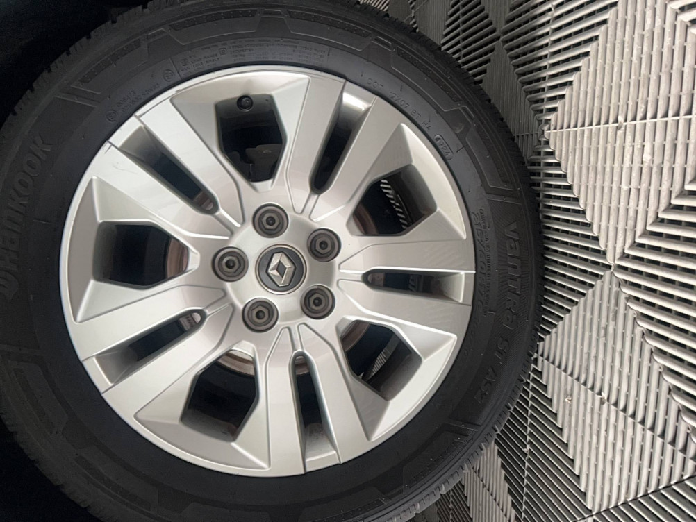 Acheter Renault Trafic 3 TRAFIC FGN L2H1 3000 KG BLUE DCI 170 EDC GRAND CONFORT 4p occasion dans les concessions du Groupe Faurie