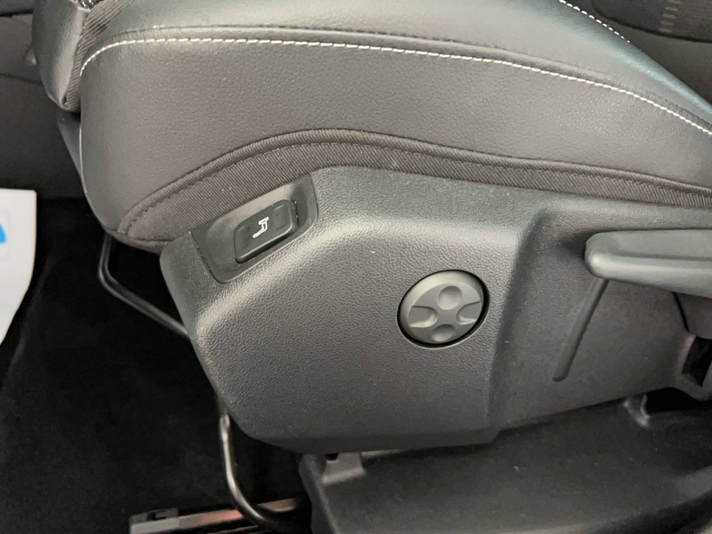 Acheter Opel Grandland Grandland 1.5 Diesel 130 ch BVA8 Grandland 5p occasion dans les concessions du Groupe Faurie
