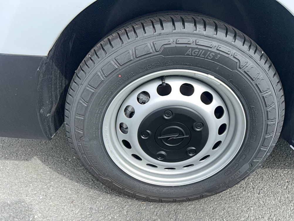 Acheter Opel Vivaro Vivaro-e Combi Taille XL 136 ch Batterie 75 kWh  4p neuf dans les concessions du Groupe Faurie