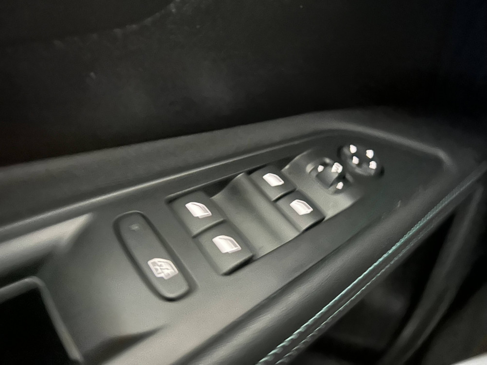 Acheter Peugeot 5008 5008 BlueHDi 130ch S&S EAT8 Allure Pack 5p occasion dans les concessions du Groupe Faurie