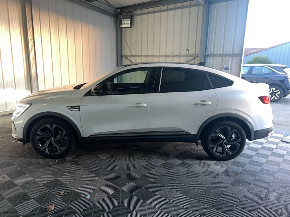 Acheter Renault Arkana Arkana E-Tech hybride 145 - 22 Engineered 5p occasion dans les concessions du Groupe Faurie