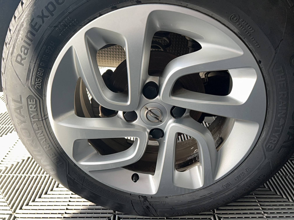 Acheter Opel Crossland X Crossland X 1.2 Turbo 110 ch Design 120 ans 5p occasion dans les concessions du Groupe Faurie