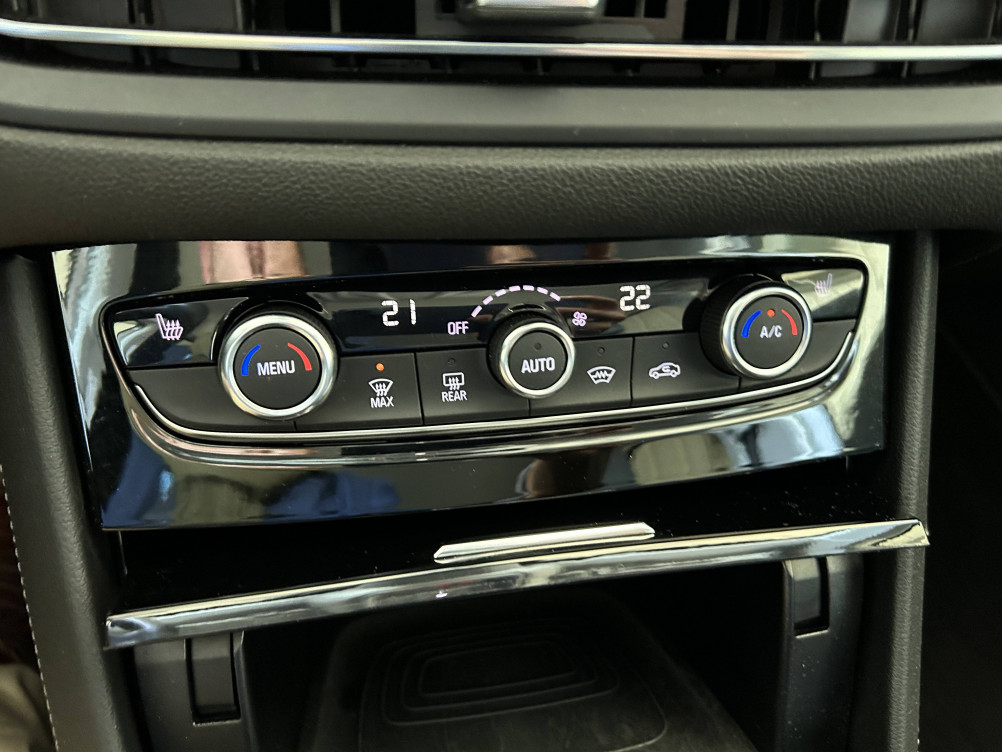 Acheter Opel Grandland Grandland 1.5 Diesel 130 ch BVA8 GS 5p occasion dans les concessions du Groupe Faurie