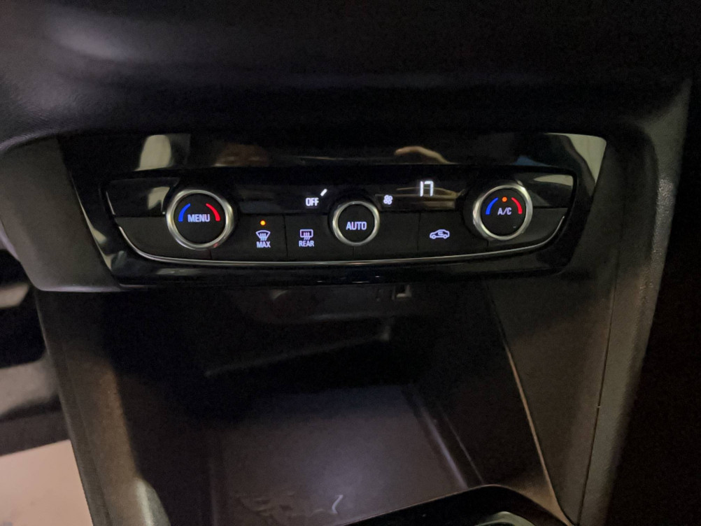 Acheter Opel Corsa E Corsa Electrique 136 ch & Batterie 50 kWh Edition 5p occasion dans les concessions du Groupe Faurie