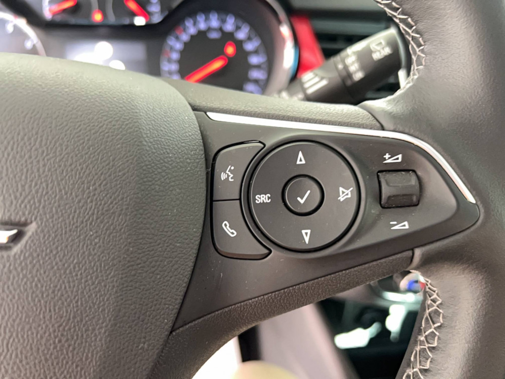 Acheter Opel Crossland Crossland 1.2 Turbo 110 ch BVM6 Design & Tech 5p occasion dans les concessions du Groupe Faurie