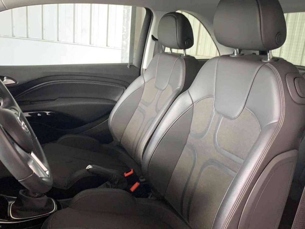 Acheter Opel Adam Adam 1.4 Twinport 87 ch S/S Black Edition 3p occasion dans les concessions du Groupe Faurie