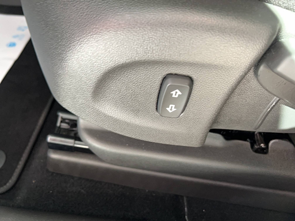 Acheter Opel Crossland Crossland 1.2 Turbo 110 ch BVM6 Design & Tech 5p occasion dans les concessions du Groupe Faurie