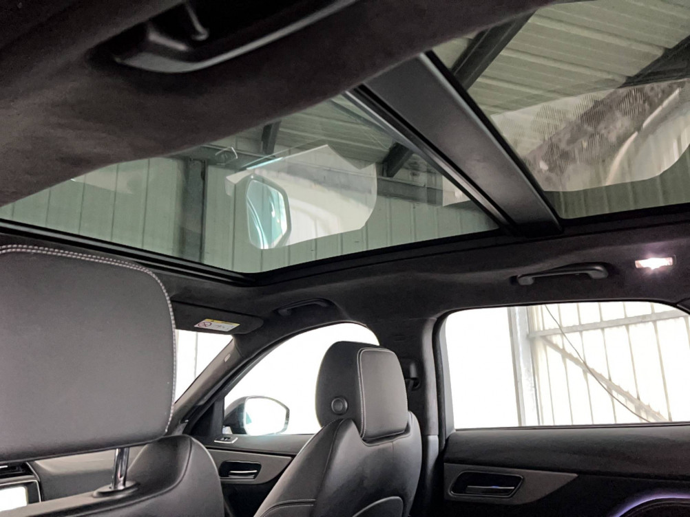 Acheter Jaguar F-Pace F-Pace 2.0 D - 180 ch  AWD BVA8 Chequered Flag 5p occasion dans les concessions du Groupe Faurie