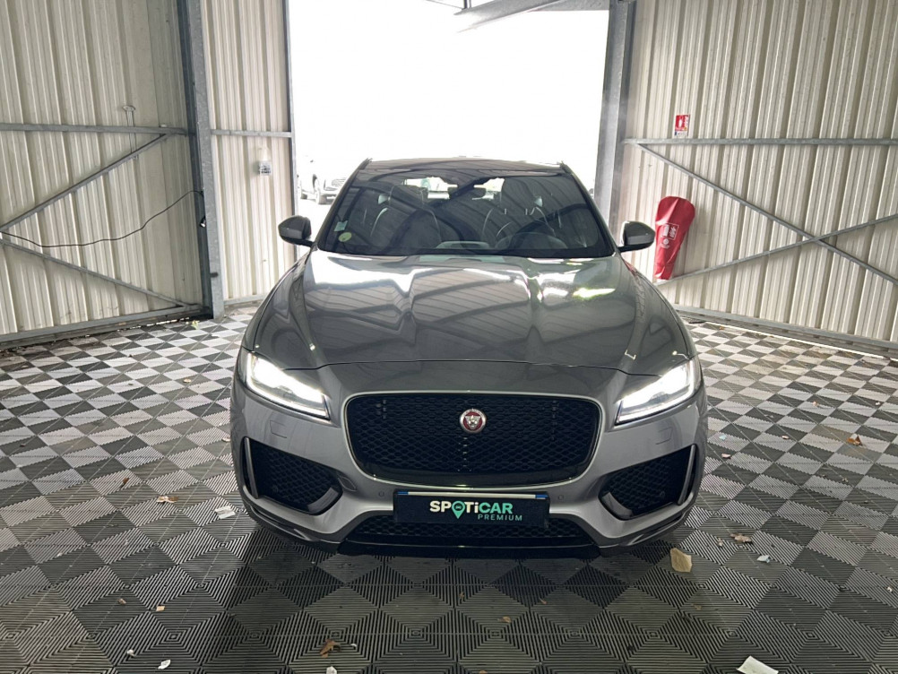 Acheter Jaguar F-Pace F-Pace 2.0 D - 180 ch  AWD BVA8 Chequered Flag 5p occasion dans les concessions du Groupe Faurie