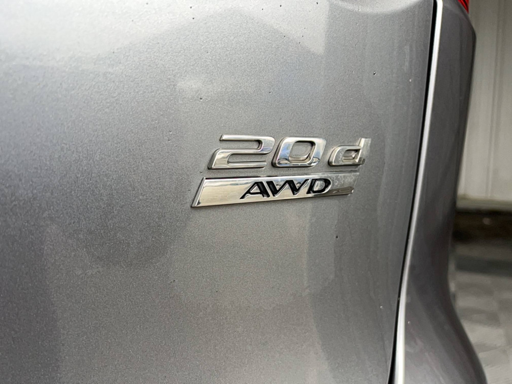 Acheter Jaguar F-Pace F-Pace 2.0 D - 180 ch  AWD BVA8 Chequered Flag 5p occasion dans les concessions du Groupe Faurie