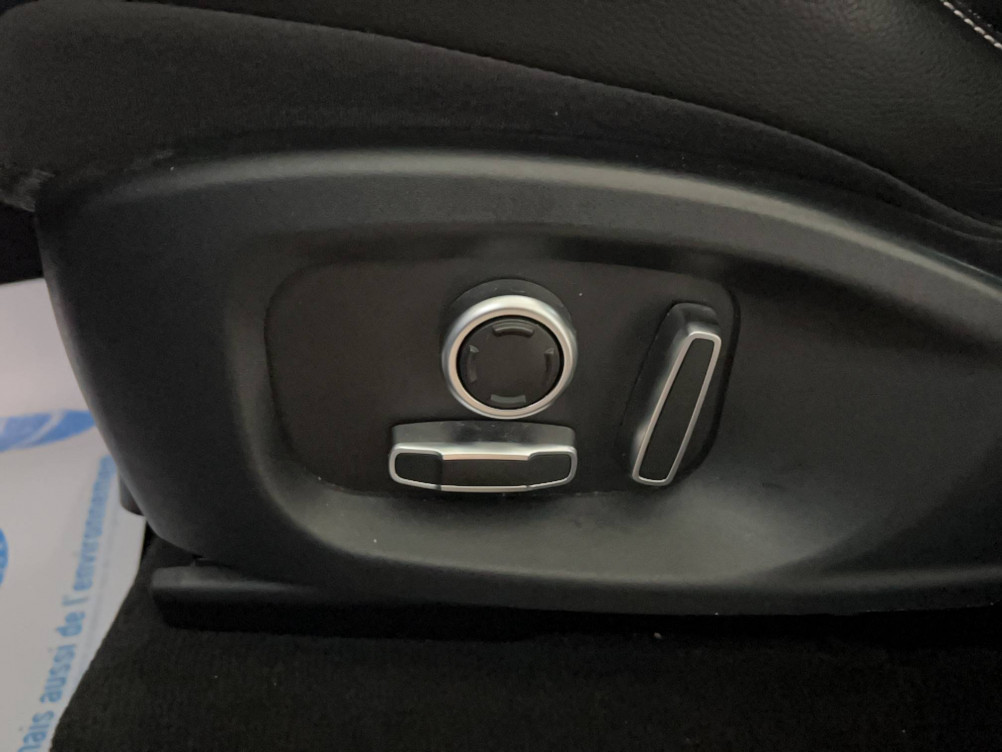 Acheter Jaguar F-Pace F-Pace 2.0 D - 180 ch  AWD BVA8 Chequered Flag 5p occasion dans les concessions du Groupe Faurie