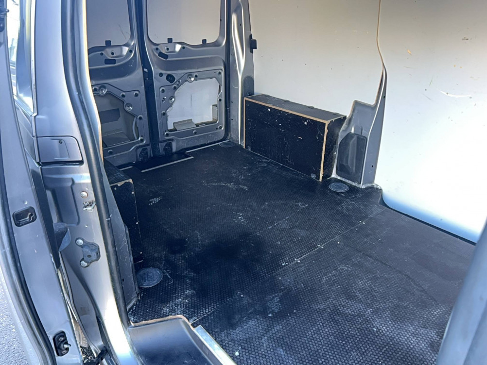 Acheter Opel Vivaro Fourgon VIVARO FGN L2 2.0 DIESEL 120 CH PTAC AUGMENTE PACK BUSINESS 4p occasion dans les concessions du Groupe Faurie