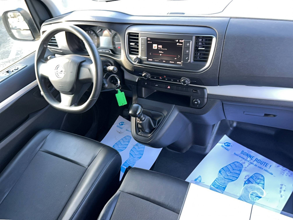 Acheter Opel Vivaro Fourgon VIVARO FGN L2 2.0 DIESEL 120 CH PTAC AUGMENTE PACK BUSINESS 4p occasion dans les concessions du Groupe Faurie