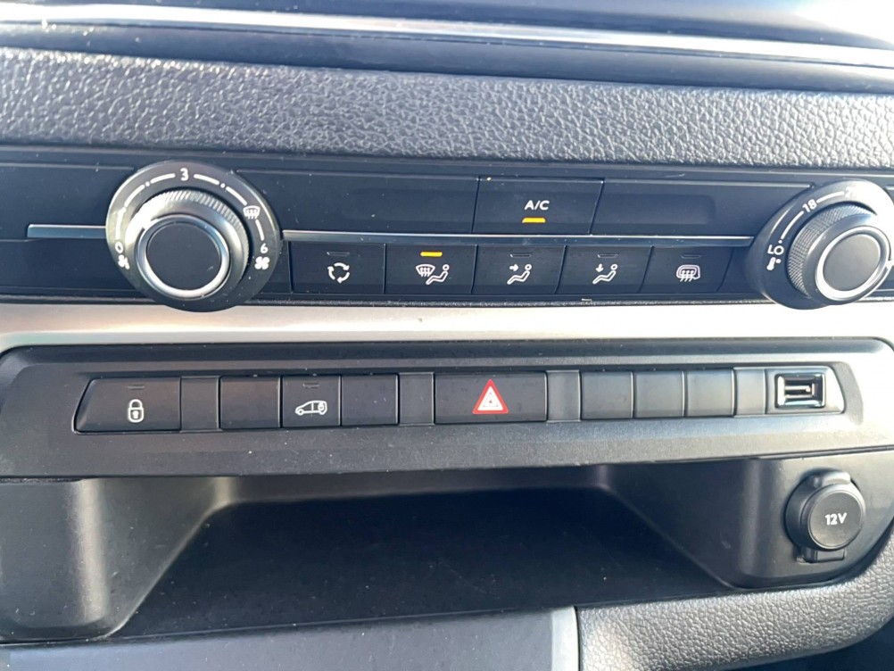 Acheter Opel Vivaro Fourgon VIVARO FGN L2 2.0 DIESEL 120 CH PTAC AUGMENTE PACK BUSINESS 4p occasion dans les concessions du Groupe Faurie