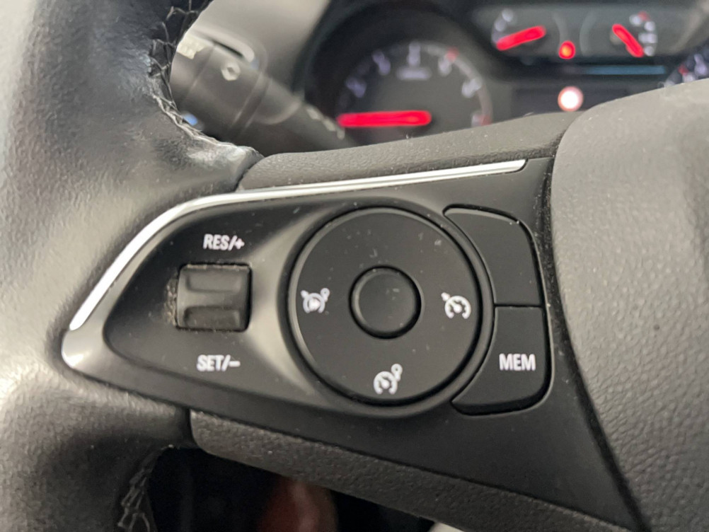 Acheter Opel Crossland X Crossland X 1.2 Turbo 130 ch Design 120 ans 5p occasion dans les concessions du Groupe Faurie