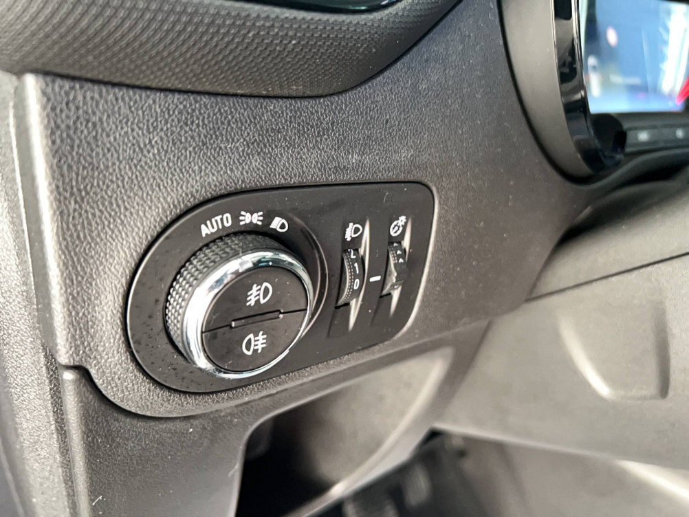 Acheter Opel Crossland X Crossland X 1.2 Turbo 130 ch Design 120 ans 5p occasion dans les concessions du Groupe Faurie