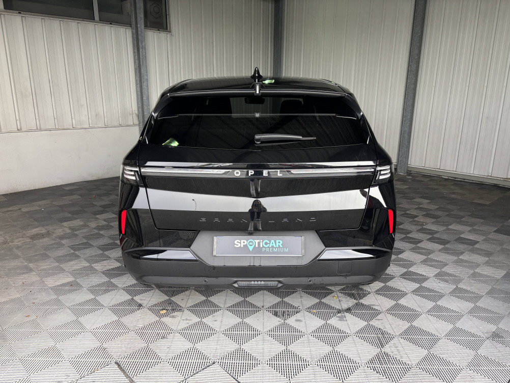 Acheter Opel Grandland Grandland 1.2 Turbo Hybrid 136 ch e-DCT6 GS 5p neuf dans les concessions du Groupe Faurie