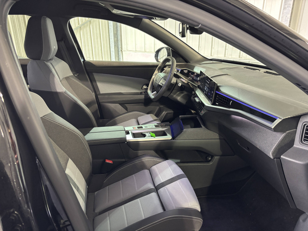 Acheter Opel Grandland Grandland 1.2 Turbo Hybrid 136 ch e-DCT6 GS 5p neuf dans les concessions du Groupe Faurie
