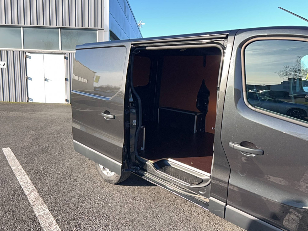 Acheter Renault Trafic 3 TRAFIC FGN L1H1 2800 KG BLUE DCI 150 EDC GRAND CONFORT 4p occasion dans les concessions du Groupe Faurie