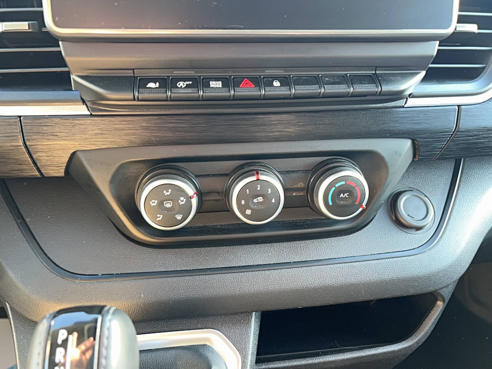 Acheter Renault Trafic 3 TRAFIC FGN L1H1 2800 KG BLUE DCI 150 EDC GRAND CONFORT 4p occasion dans les concessions du Groupe Faurie