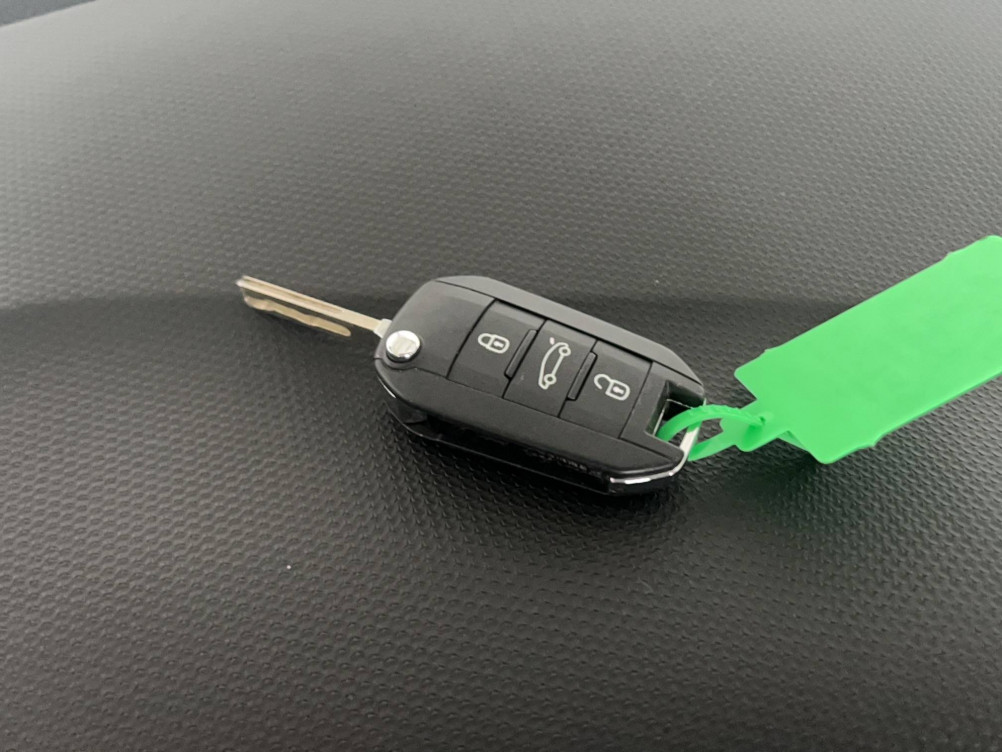 Acheter Opel Corsa Corsa 1.2 75 ch BVM5 Edition Business 5p occasion dans les concessions du Groupe Faurie